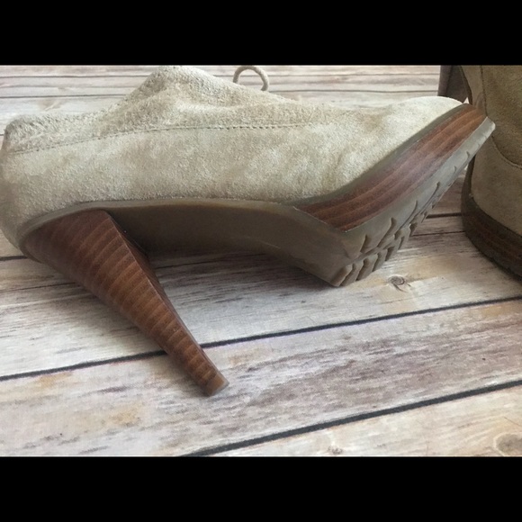 Women’s Suede Booties - Picture 7 of 9